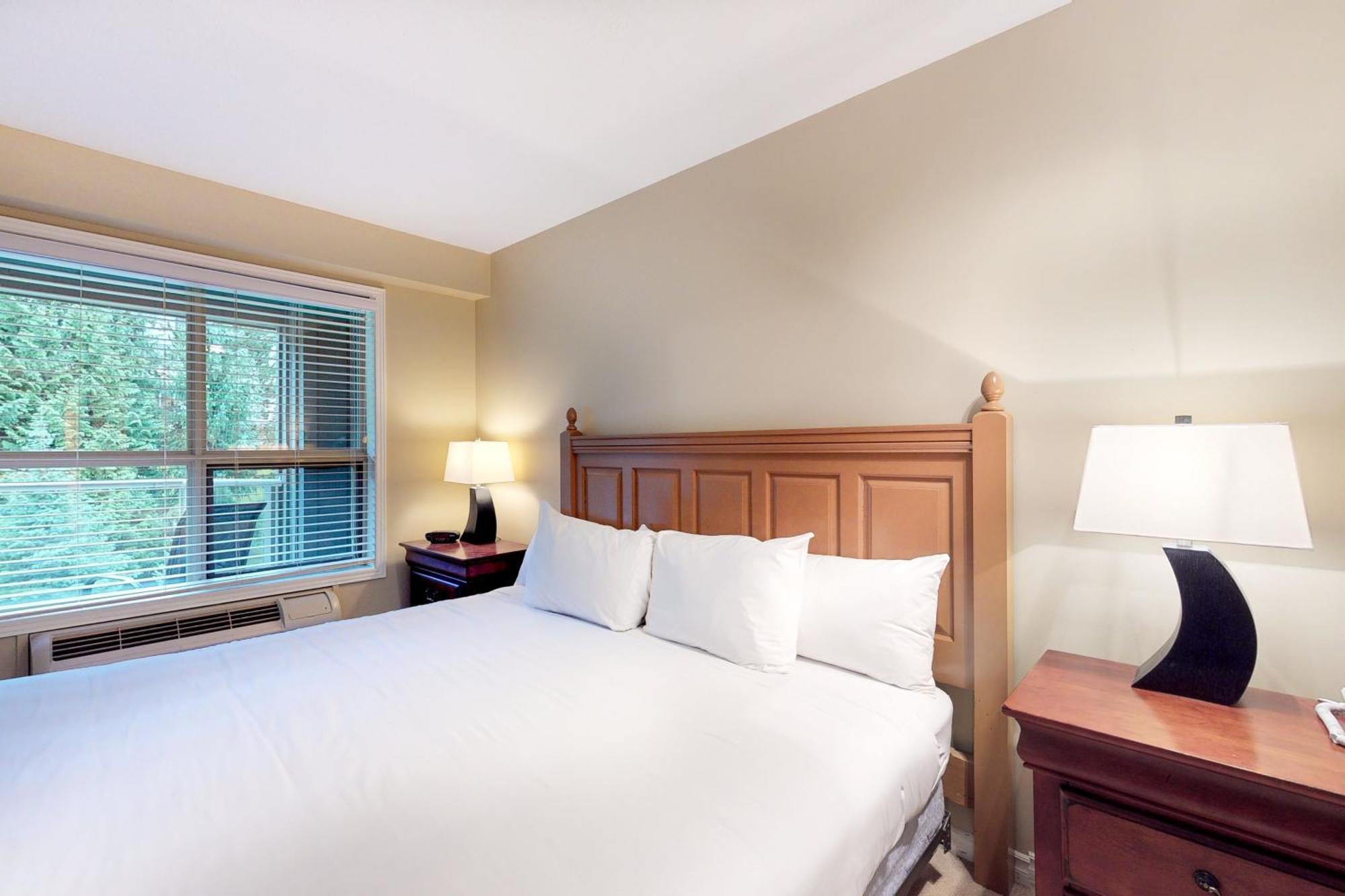 The Aspens On Blackcomb Whistler Room photo